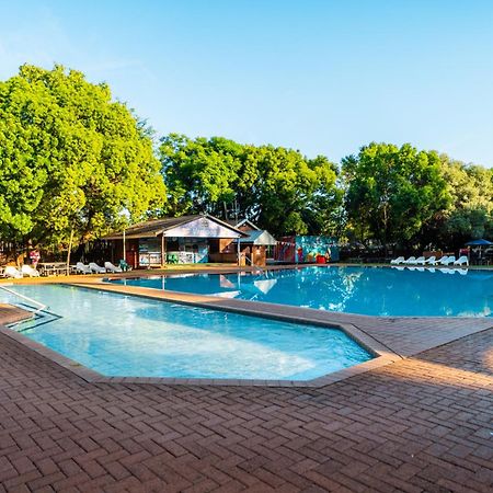 Atkv Buffelspoort Hotel Rustenburg Exterior photo